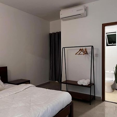 D32 Homestay Near Airport Behind Brown Coffee Airport Phnom Penh Exterior photo